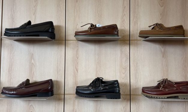 Tren Sepatu Berubah: Sneaker Mulai Tergeser Gaya Formal