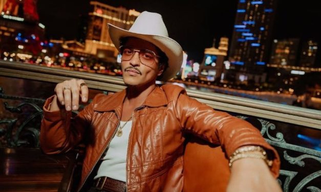 Bruno Mars Dominasi Chart Global Dengan Album “The Romantic”