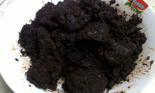Rendang Daging Hitam Minangkabau: Tanpa Bahan Pengawet