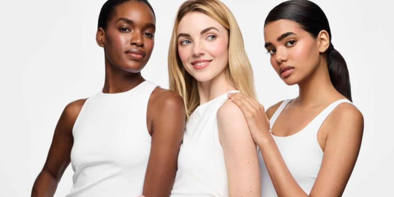 Trik Memilih Warna Baju Dari Undertone Kulit Pakai Kamera HP