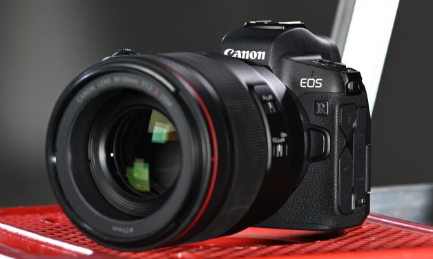 Canon EOS R Digital Vlogging: Kamera Mirrorless Terkecil