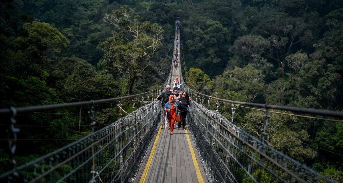 Kawah Putih Ciwidey Hadirkan Wahana Jembatan Kaca Gantung