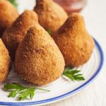 Menikmati Coxinha, Jajanan Ayam Creamy Khas Brasil