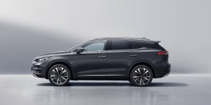 BYD Tang: SUV Listrik 7-Seater Mewah Berteknologi Blade Battery