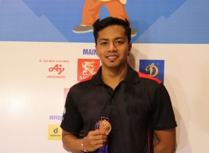 I Gede Siman Sudartawa Melesat Lebih Cepat Di Lintasan 50m