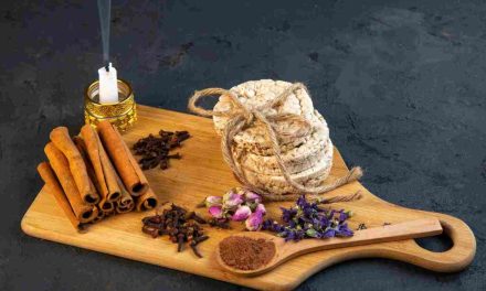 Cara Membuat Pewangi Lemari Dari Cengkih Dan Kayu Manis