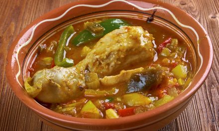 Moamba De Galinha Angola Ayam Berbumbu Cabai Malagueta
