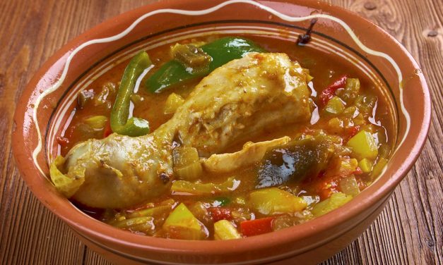 Moamba De Galinha Angola Ayam Berbumbu Cabai Malagueta