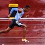 Collen Kebinatshipi Melesat Puncaki Podium Lari 400m