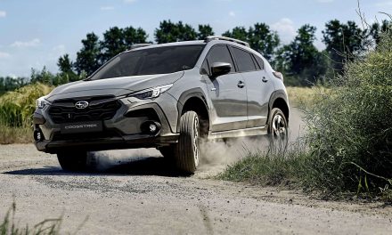 Subaru Crosstrek 2.0i-S EyeSight Hadirkan Paket Roof Cargo