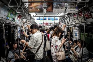 Trik Mindful Commuting Untuk Redakan Cemas Pagi Hari