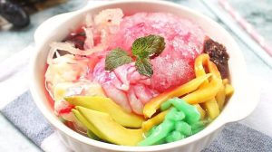 Kelezatan Es Samudra Manis-Creamy Khas Sulawesi Selatan