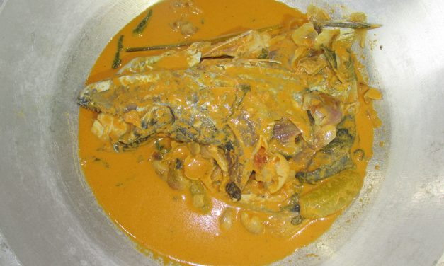 Gulai Kapala Lauak Khas Pariaman: Olahan Kepala Ikan Karang