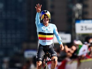 Remco Evenepoel Pertahankan Gelar Juara Dunia Di Montreal