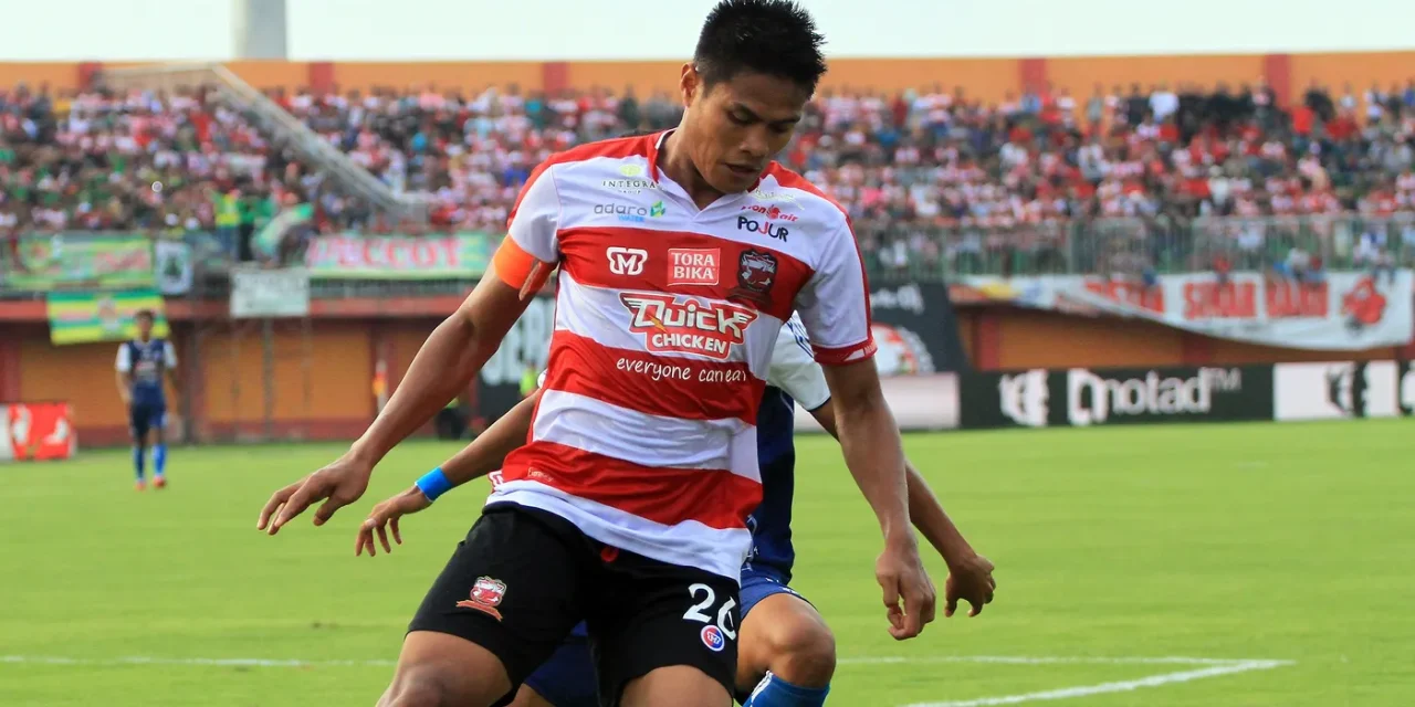 Bek Senior Fachruddin Aryanto Pimpin Pertahanan Madura United